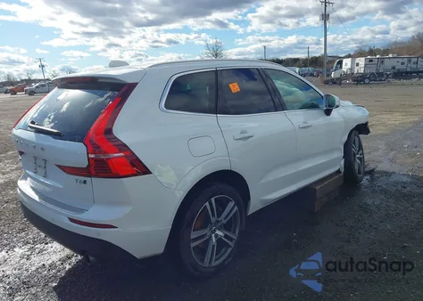 2021 Volvo Xc60 T6 Momentum z USA, uszkodzony, nr VIN YV4A22RK4M1698821